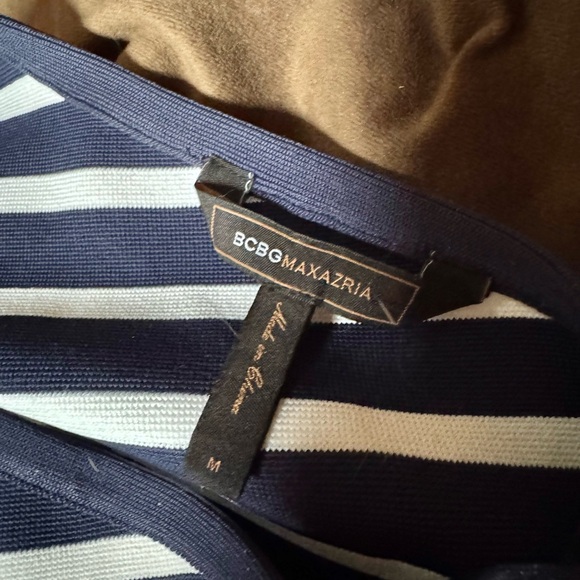 Navy White BCBGMaxazria Striped One-Shoulder Dress bandage Leger bodycon M S - Picture 3 of 8